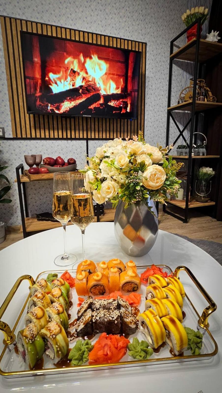 2К Апартаменты В Центре Поселение 24 На 7 Krivoy Rog Exterior foto